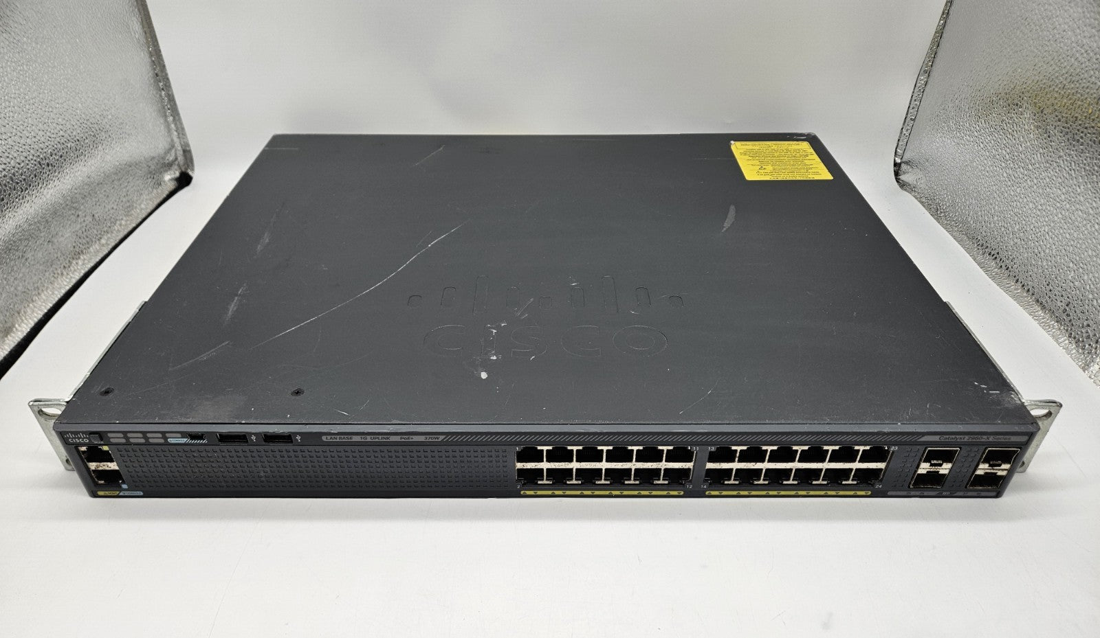 Cisco Catalyst 2960X 24-Port PoE+ GbE 4-Port SFP Network Switch WS-C2960X-24PS-L0