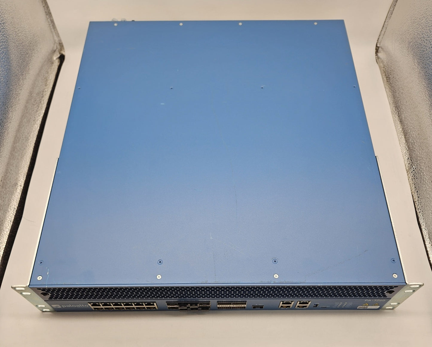 Palo Alto 12-Port GbE & 8-Port SFP+ & 4-Port QSFP+ Firewall w/240GB SSD PA-32602