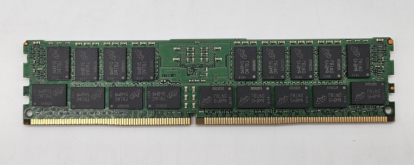 Micron 32GB PC4-17000 DDR4-2133MHz ECC REG Server Memory MTA36ASF4G72PZ-2G1B11