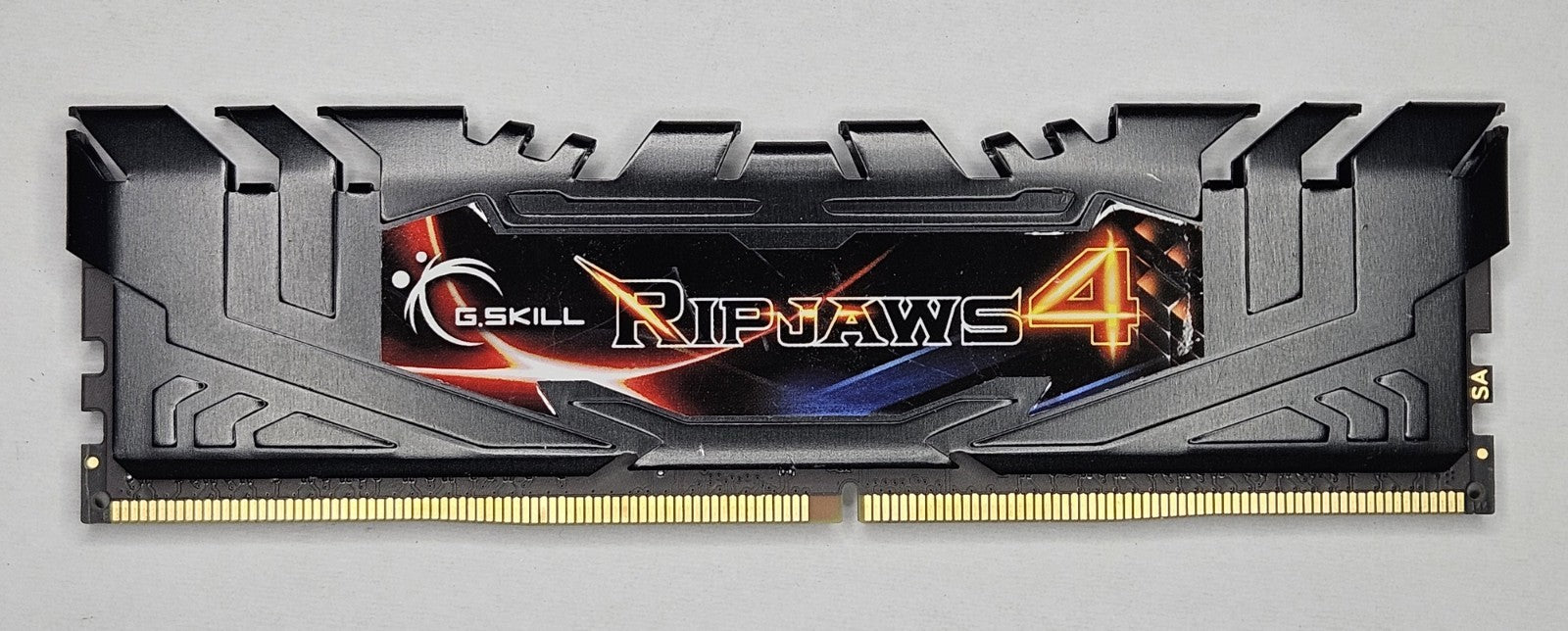 Ripjaws 16GB Kit (4X4GB) PC4-19200 DDR4-2400MHz Desktop RAM F4-2400C15Q-16GRK2