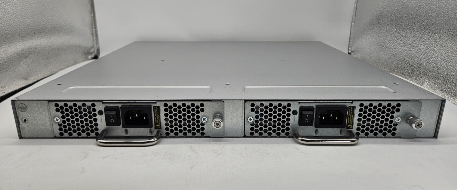 HP SN6000B 48-Port (24-Active) 16GB SFP+ Network Switch w/ 2x PSU & 5x Lic3