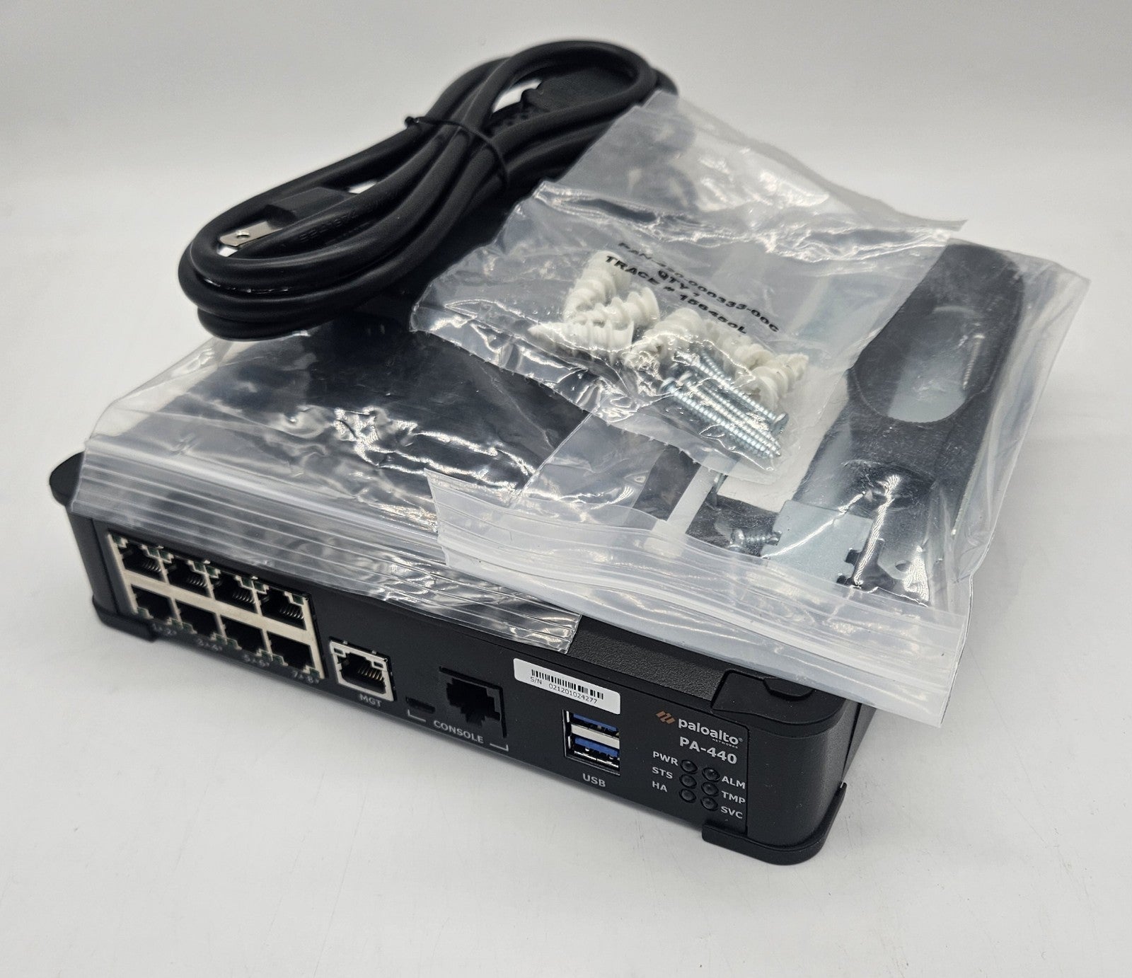 Palo Alto 8-Port Gigabit Ethernet Security Appliance w/ Power Adapter PA-4400