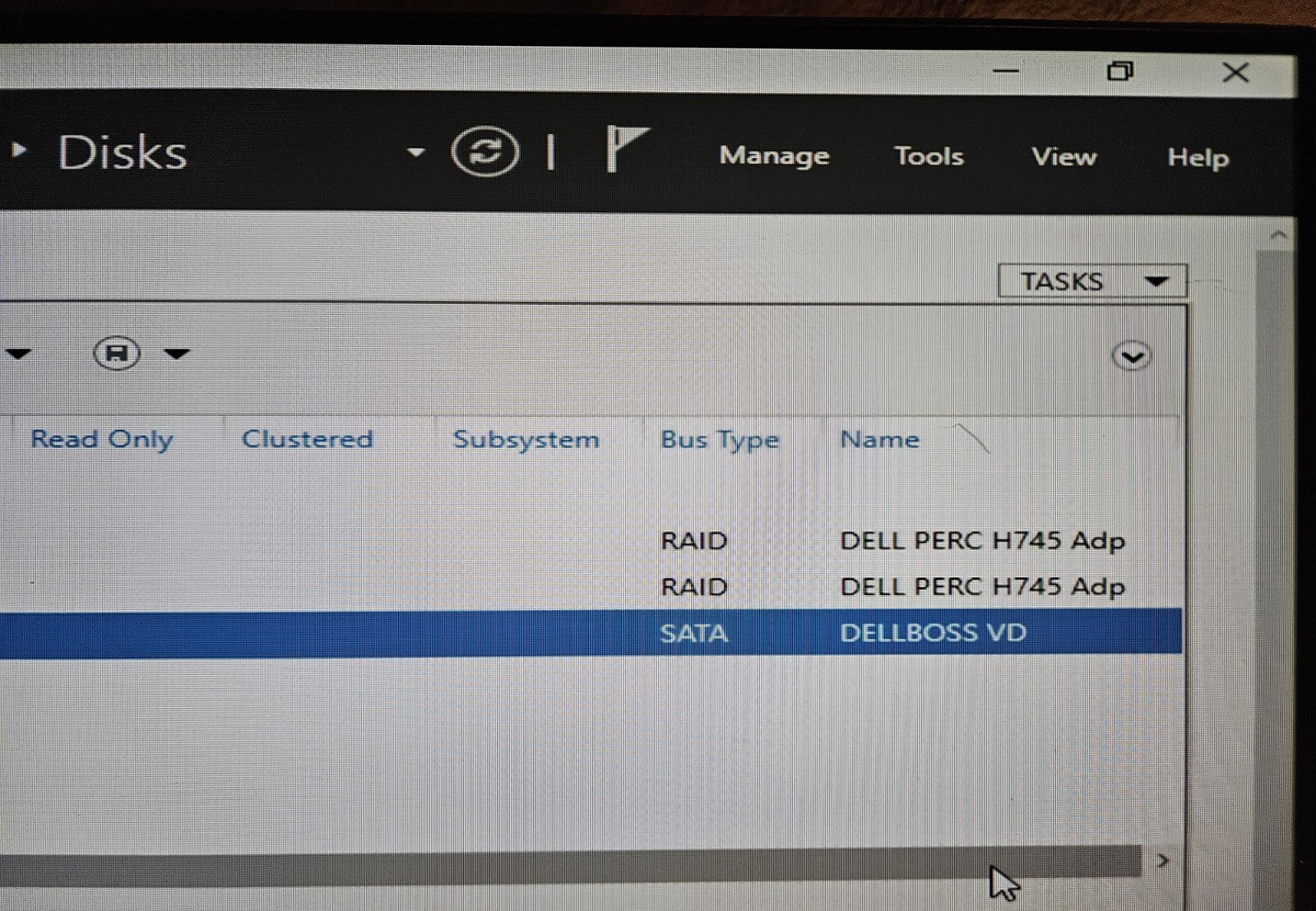 Dell PowerEdge R750xs Xeon 4309Y 16GB RAM 2x240G M.2 4x1.2TB 8x16TB HDD WinSVR1910