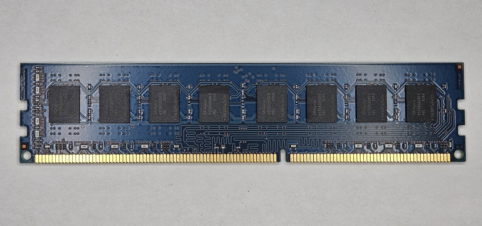 LOT OF 2 Hynix 8GB PC3-12800 DDR3-1600MHz 240-Pin Desktop RAM HMT41GU6AFR8C-PB2